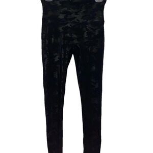 Spanx Black & Gray Faux Leather Metallic Camo Ankle Leggings